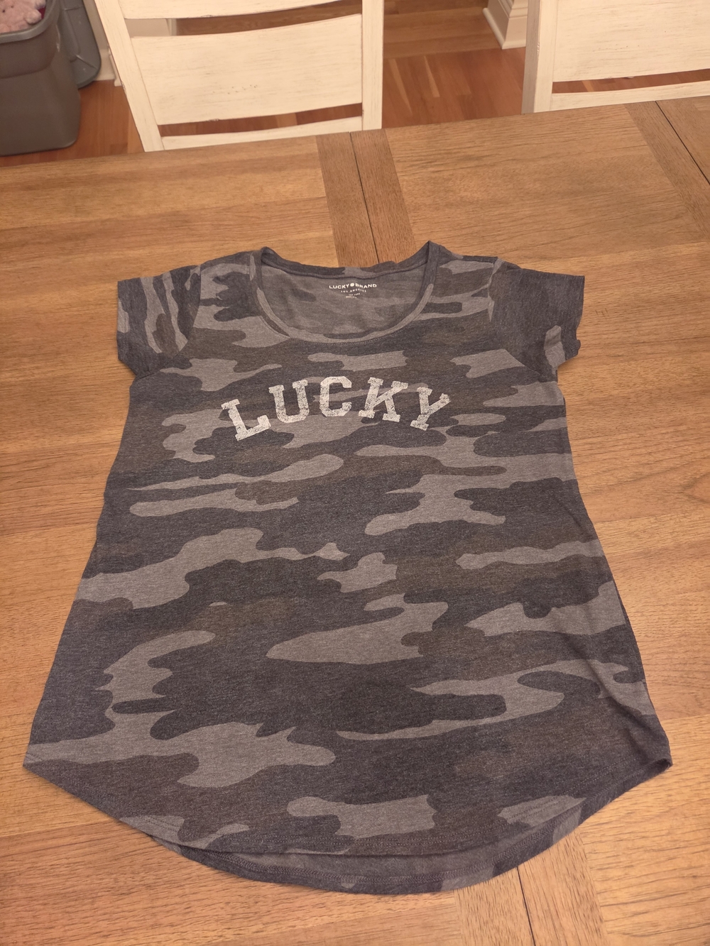 Lucky Brand Camo "LUCKY" Graphic Tee - Size Small